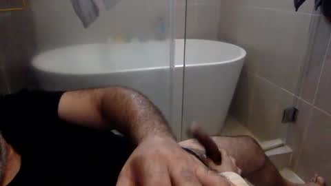 Snapshot of betoooox chatting on December 2024 03:53:02 PM Virtual Gentleman online show from December 2024 03:53:02 PM