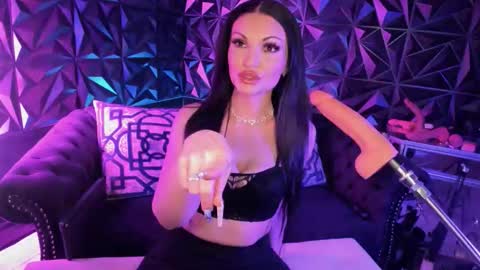 NatashaxoBangs online show from February 2026 12:20:01 PM