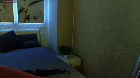 Betty online show from March 2026 08:37:01 PM