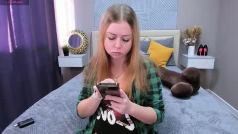 Snapshot of bettyurbane chatting on September 2025 04:35:02 AM Mila Sweet online show from September 2025 04:35:02 AM