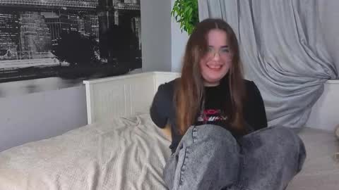 Snapshot of bettywatkins chatting on November 2025 10:46:01 PM bettywatkins online show from November 2025 10:46:01 PM