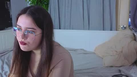 Snapshot of bettywatkins chatting on December 2025 10:19:01 PM bettywatkins online show from December 2025 10:19:01 PM