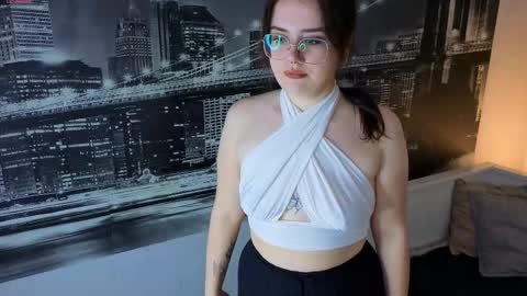 Snapshot of bettywatkins chatting on December 2025 11:10:01 PM bettywatkins online show from December 2025 11:10:01 PM