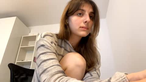 Lina online show from May 2026 05:21:02 PM