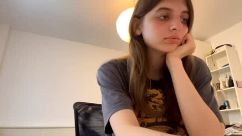 Lina online show from June 2026 05:22:01 PM