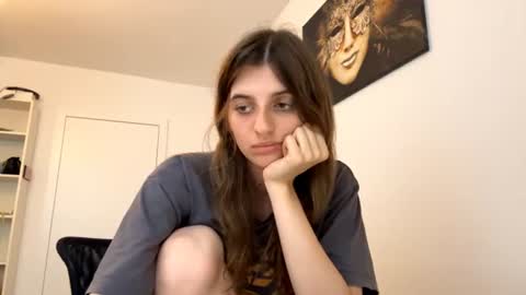 Lina online show from July 2026 05:17:01 PM