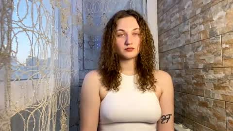 Sophie online show from April 2026 01:16:01 PM