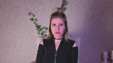 Beverly online show from September 2025 01:39:02 AM