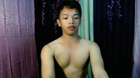 Adrian online show from March 2025 07:58:02 PM