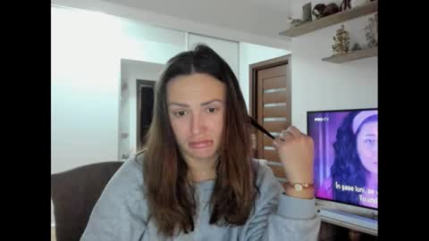   BeyonceDoll       Twitter DollBeyonce    online show from January 2025 11:50:01 AM