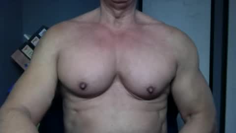 BGDKMUSCLEGUY - SELECTED BY CHATURBATE AS A TOP BROADCASTER FOR 2023 online show from November 2025 05:18:01 PM