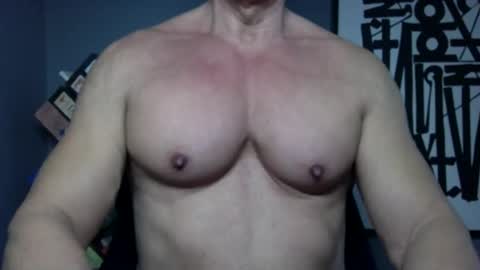 BGDKMUSCLEGUY - SELECTED BY CHATURBATE AS A TOP BROADCASTER FOR 2023 online show from May 2026 05:10:02 PM