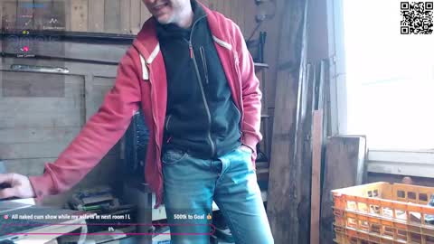 My name is David and if you like public exhibitions you wont be disappointed with me LoL - My favorite vibes is 44  online show from February 2025 10:35:01 AM