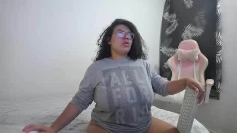 Bianca Tuesday to Sunday from 2am to 6am UTC-5 online show from February 2025 08:18:01 AM