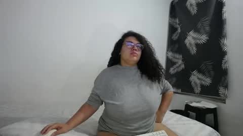 Bianca Tuesday to Sunday from 2am to 6am UTC-5 online show from May 2026 09:14:01 AM