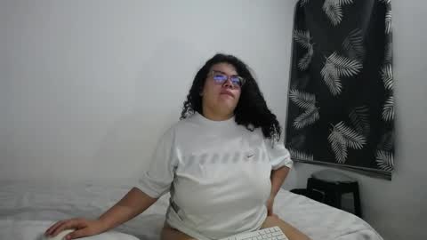 Bianca Tuesday to Sunday from 2am to 6am UTC-5 online show from May 2026 09:14:01 AM