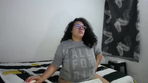 Bianca Tuesday to Sunday from 2am to 6am UTC-5 online show from May 2026 09:16:02 AM