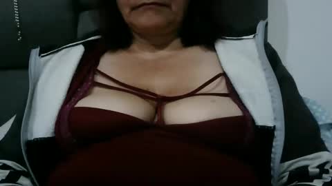 biancasteel online show from January 2026 01:08:02 AM