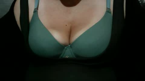 biancasteel online show from April 2026 10:24:02 AM