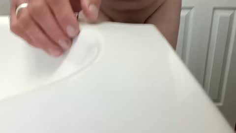 bibottom68942 online show from October 2025 08:33:01 AM