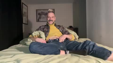 Snapshot of biffpowbang chatting on February 2026 12:30:02 AM biffpowbang online show from February 2026 12:30:02 AM