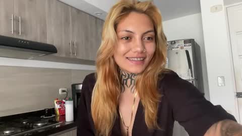 Snapshot of big__pussy69 chatting on January 2026 04:55:01 PM big__pussy69 online show from January 2026 04:55:01 PM