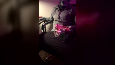 big_daddy_500088 online show from April 2026 01:54:01 AM