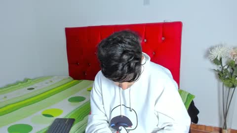 Snapshot of big_dicktop23 chatting on February 2025 01:10:01 AM john and cris online show from February 2025 01:10:01 AM