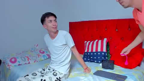 Snapshot of big_dicktop23 chatting on March 2025 03:19:01 AM john and cris online show from March 2025 03:19:01 AM