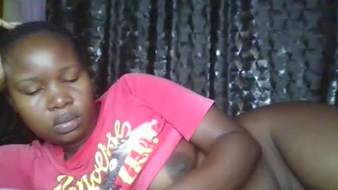 Snapshot of big_diva chatting on November 2025 01:52:02 AM big_diva online show from November 2025 01:52:02 AM