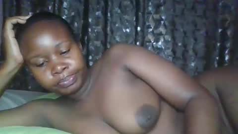 Snapshot of big_diva chatting on December 2025 01:11:01 AM big_diva online show from December 2025 01:11:01 AM