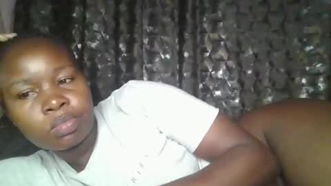 Snapshot of big_diva chatting on December 2025 03:00:01 AM big_diva online show from December 2025 03:00:01 AM