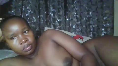 Snapshot of big_diva chatting on February 2026 04:00:02 AM big_diva online show from February 2026 04:00:02 AM