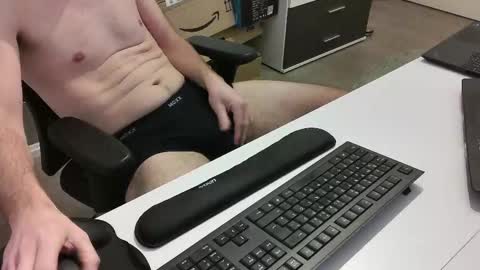 big_tobi_1 online show from December 2025 07:12:01 AM