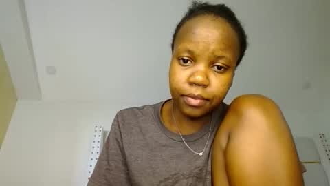 bigbaby004 online show from December 2025 10:00:02 AM