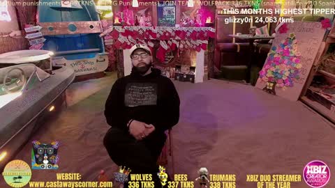 Snapshot of bigbananamilfshake chatting on December 2024 04:20:02 AM Mya and Angelo online show from December 2024 04:20:02 AM