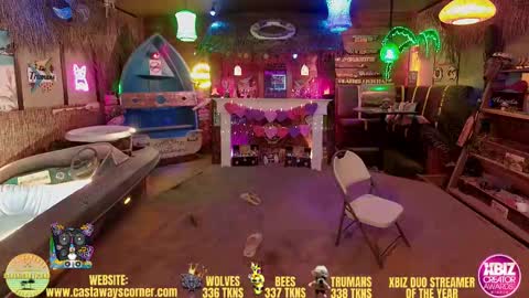 Snapshot of bigbananamilfshake chatting on February 2025 06:54:01 AM Mya and Angelo online show from February 2025 06:54:01 AM