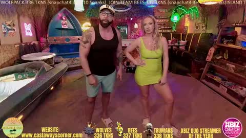 Snapshot of bigbananamilfshake chatting on March 2025 04:39:02 AM Mya and Angelo online show from March 2025 04:39:02 AM