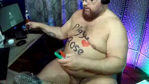 BigBear4Cuddles online show from April 2026 02:27:02 AM