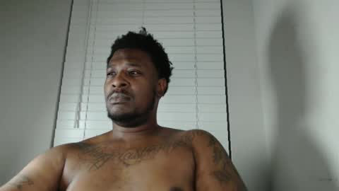 Snapshot of bigblack004 chatting on February 2025 02:08:02 AM bigblack004 online show from February 2025 02:08:02 AM