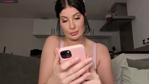 Snapshot of bigboobiebabex chatting on December 2025 11:21:01 PM Kandice Kloss insta kandiceklossofficial online show from December 2025 11:21:01 PM