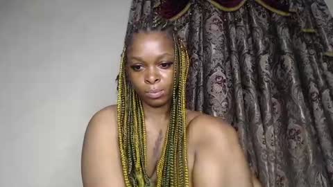 Snapshot of bigbooty_xchataa chatting on November 2025 05:55:02 PM Lucy online show from November 2025 05:55:02 PM