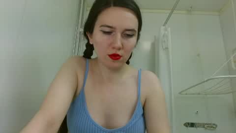 Isabella online show from May 2026 11:28:01 AM