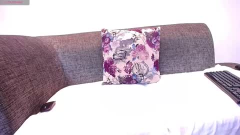 Snapshot of bigbootymommyy chatting on December 2025 09:21:02 PM bigbootymommyy online show from December 2025 09:21:02 PM