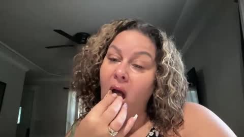 BIG BREAST SABRINA online show from October 2025 02:34:01 PM