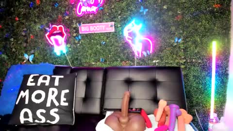 Snapshot of bigbuttsarena chatting on December 2024 12:02:01 AM bigbuttsarena online show from December 2024 12:02:01 AM