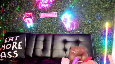 Snapshot of bigbuttsarena chatting on December 2024 10:18:01 AM bigbuttsarena online show from December 2024 10:18:01 AM