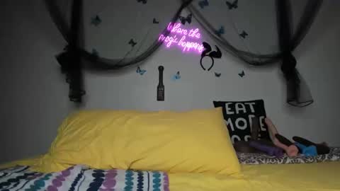 Snapshot of bigbuttsarena chatting on February 2025 07:11:01 PM bigbuttsarena online show from February 2025 07:11:01 PM