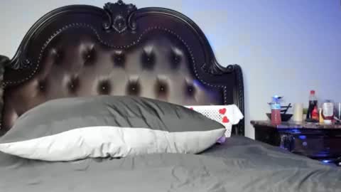 Snapshot of bigbuttsarena chatting on March 2025 02:07:02 AM bigbuttsarena online show from March 2025 02:07:02 AM