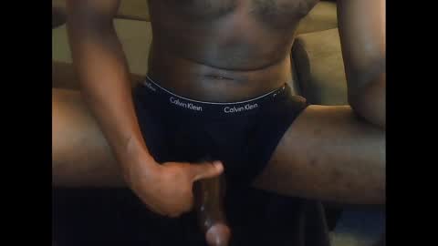 bigcalvin10 online show from October 2025 04:43:01 AM